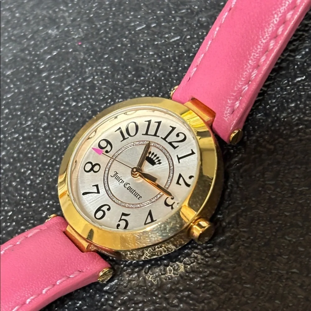 Juicy Couture Gold Watch Pink Leather Strap Working